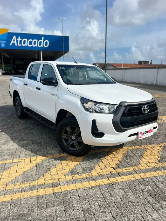 Carro Toyota Hilux Cabine Dupla 2024 STD Power Pack 4x4 2.8 Diesel