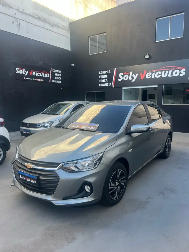 Carro Chevrolet Onix Plus 2025 LT 1.0