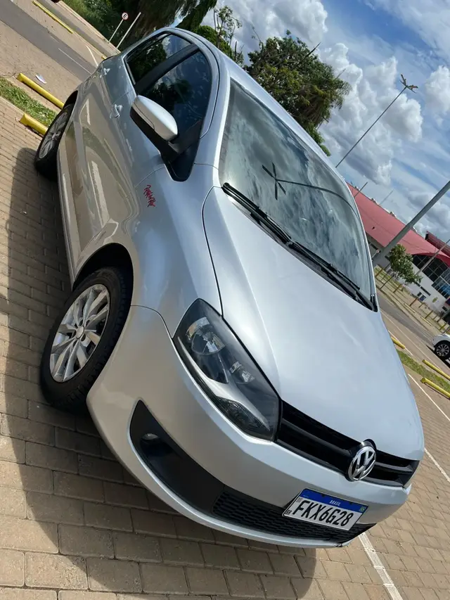 Carro Volkswagen Fox 2014 1.6 VHT Rock in Rio (Flex)