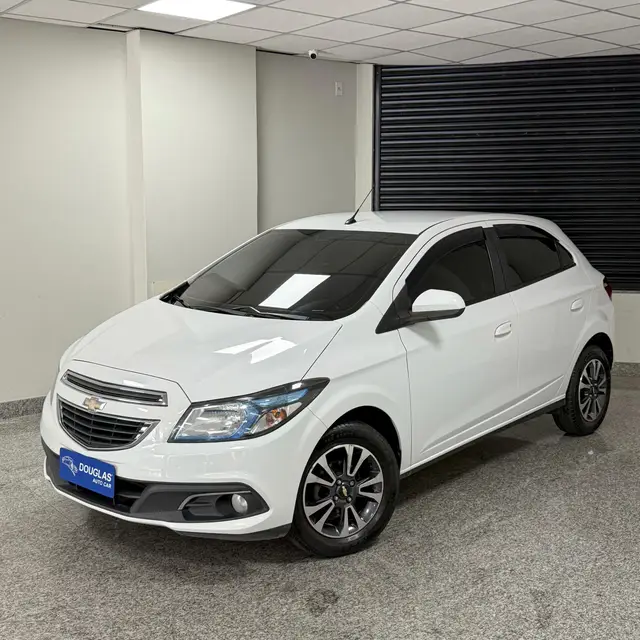 Carro Chevrolet Onix 2016 1.4 LTZ SPE/4 (Aut)