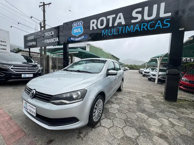 Carro Volkswagen Voyage 2014 1.0 TEC (Flex)