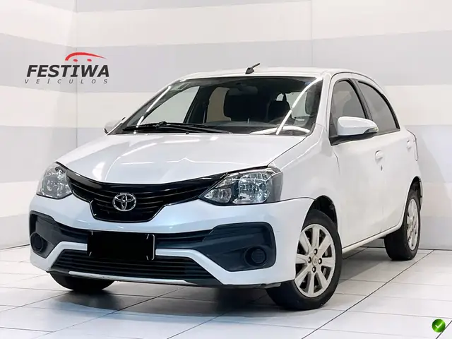 Carro Toyota Etios 2021 X Plus 1.5 (Flex)