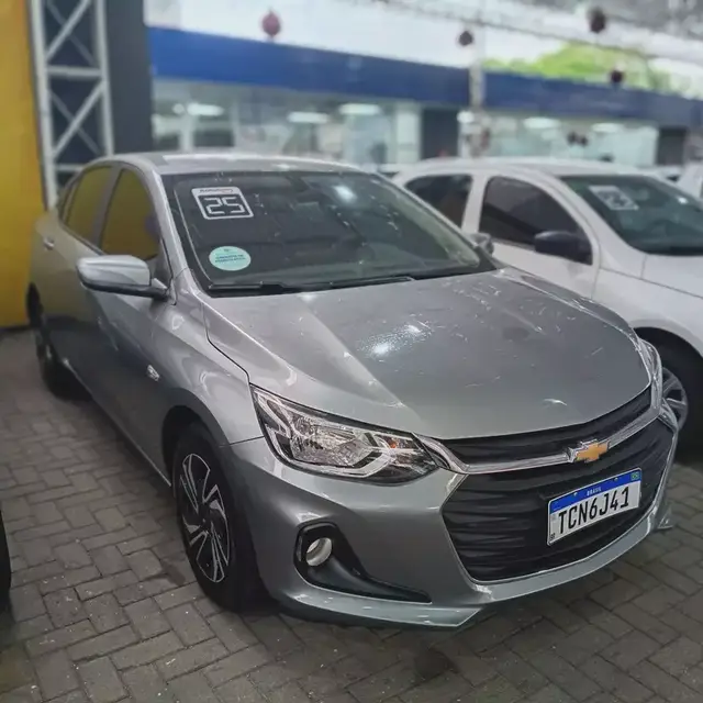 Carro Chevrolet Onix Plus 2025 LT 1.0