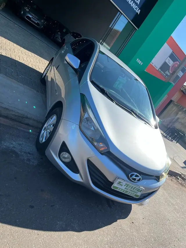 Carro Hyundai HB20S 2014 1.6 Copa do Mundo (Aut) (Flex)