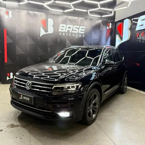 Carro Volkswagen Tiguan 2021 2.0 350 TSI Allspace R-Line 4WD