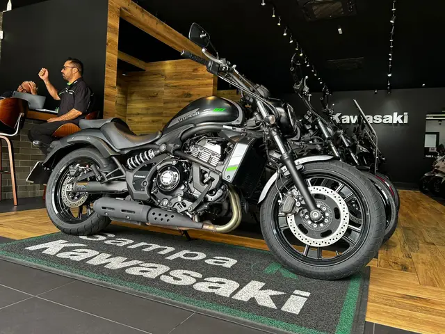 Moto Kawasaki Vulcan 2025 S 650