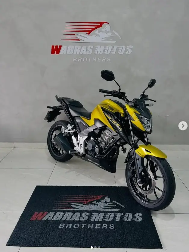 Moto Honda CB 300F Twister 2023 (ABS)