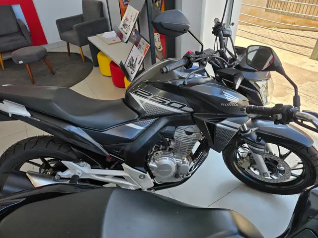 Moto Honda CB 250F Twister 2022 250F (ABS) tmp