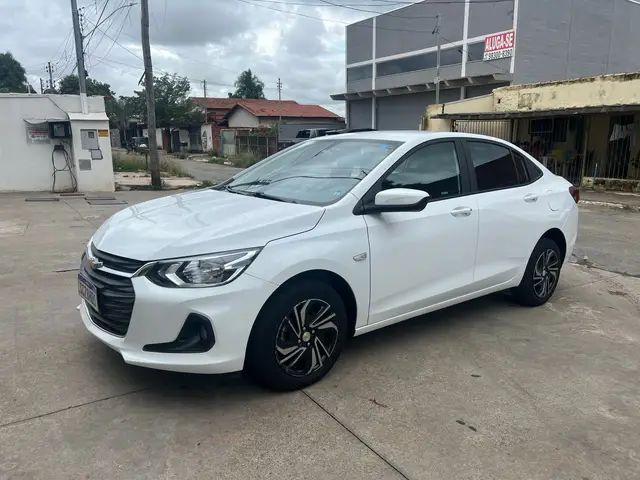 Carro Chevrolet Onix 2024 LT 1.0