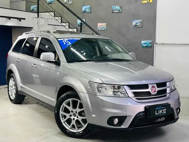 Carro Fiat Freemont 2015 2.4 16V Precision (Aut)