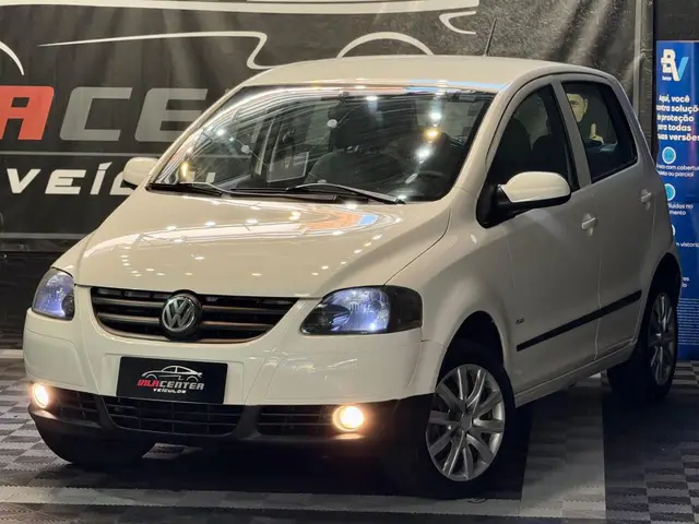 Carro Volkswagen Fox 2008 Plus 1.6 8V (Flex)