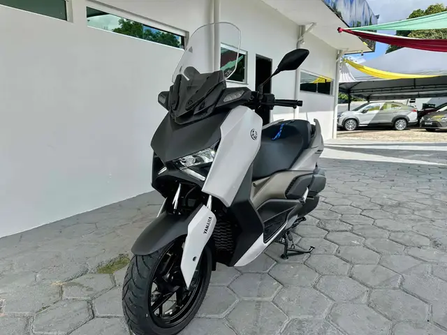 Moto Yamaha XMax 2025 250 Connected