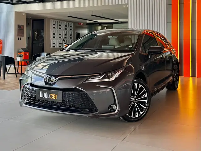 Carro Toyota Corolla 2024 Altis FLEX 2.0