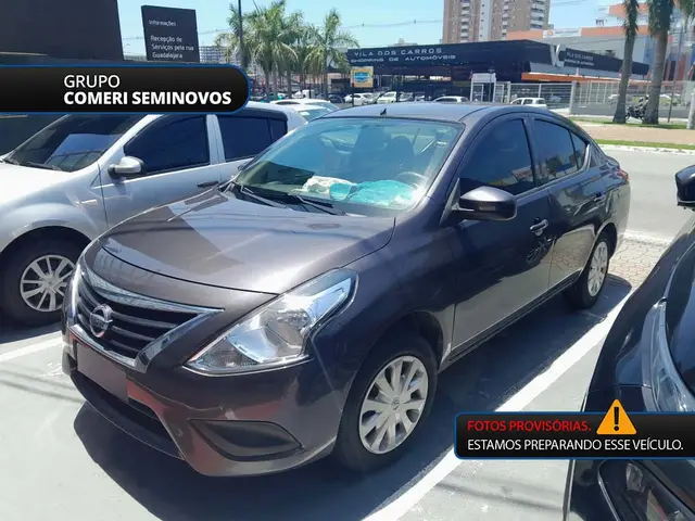 Carro Nissan Versa 2017 1.0 12V (Flex)
