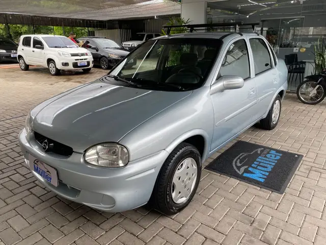 Carro Chevrolet Corsa Sedan 2001 Milenium 1.0 MPFi 16V