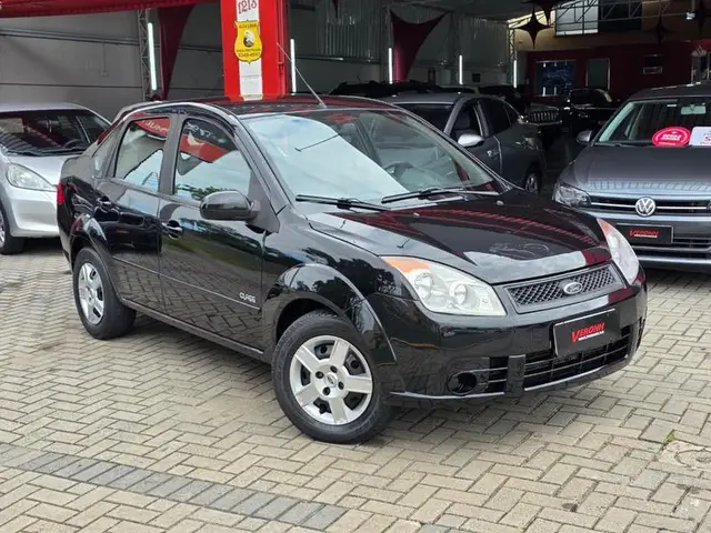 Carro Ford Fiesta Sedan 2010 1.0 (Flex)