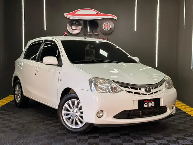 Carro Toyota Etios 2013 XLS 1.5 (Flex)