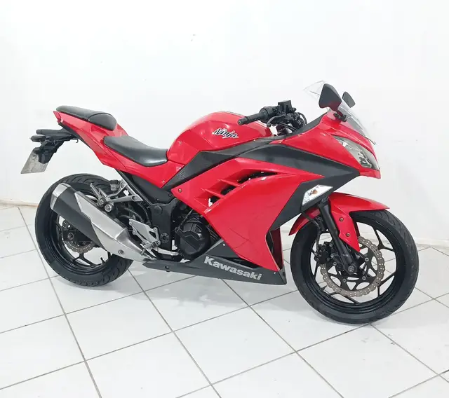 Moto Kawasaki Ninja 2014 300