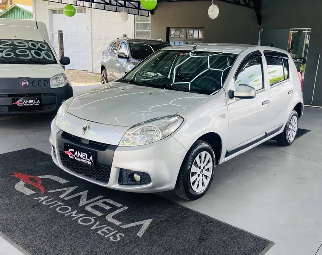 Carro Renault Sandero 2013 Expression 1.0 16V (flex)