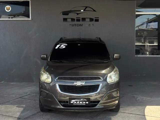 Carro Chevrolet Spin 2015 LT 5S 1.8 (Flex)