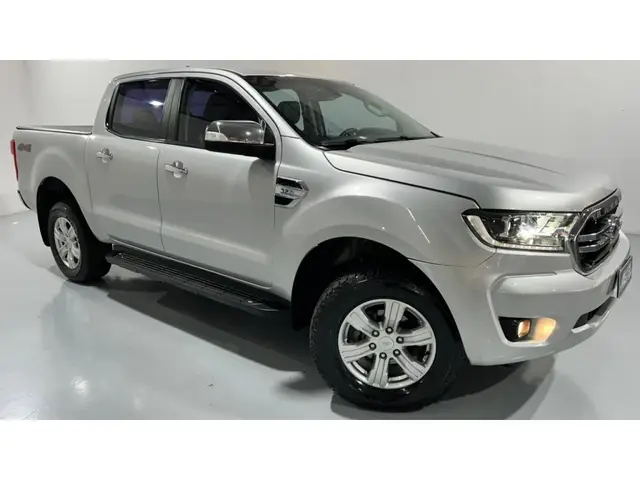 Carro Ford Ranger Cabine Dupla 2023 XLT 3.2 Turbodiesel 20V 4x4 (Aut)