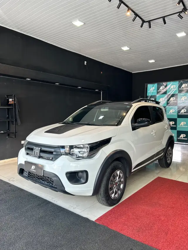 Carro Fiat Mobi 2022 Trekking 1.0 (Flex)