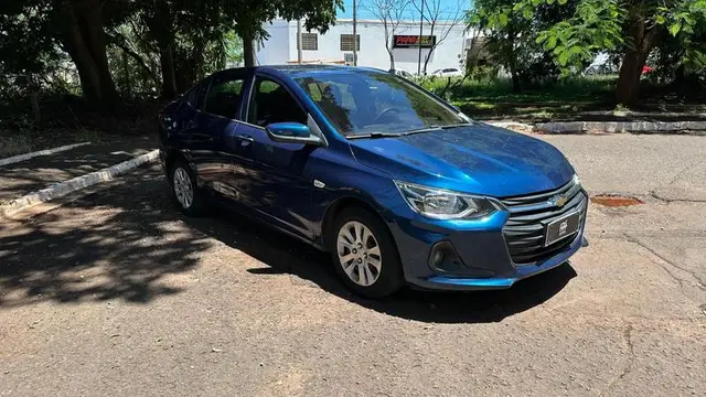 Carro Chevrolet Onix Plus 2021 1.0 LT Turbo (Flex)