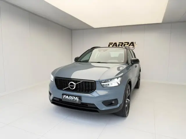 Carro Volvo XC40 2020 2.0 T5 R-Design AWD