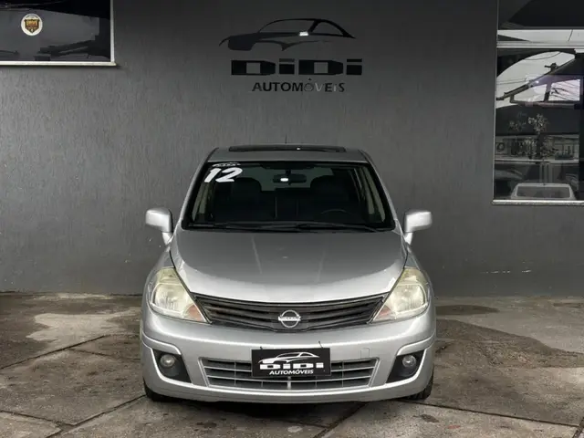 Carro Nissan Tiida 2012 SL 1.8 (flex) (aut)