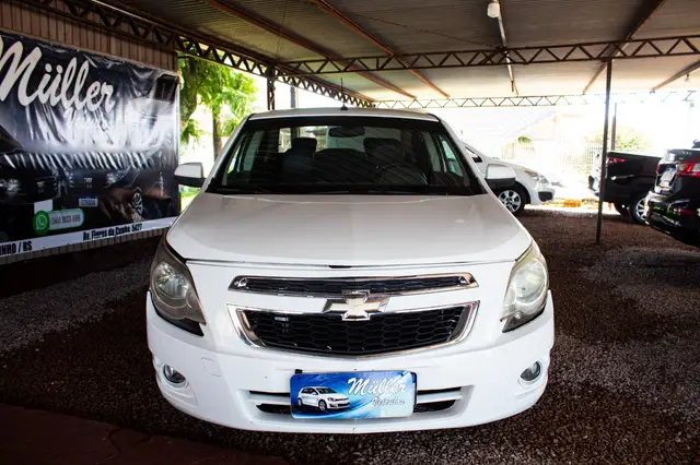 Carro Chevrolet Cobalt 2013 LT 1.8 8V (Flex)