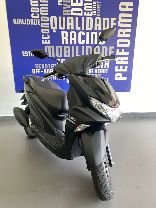 Moto Yamaha Fluo 2025 ABS