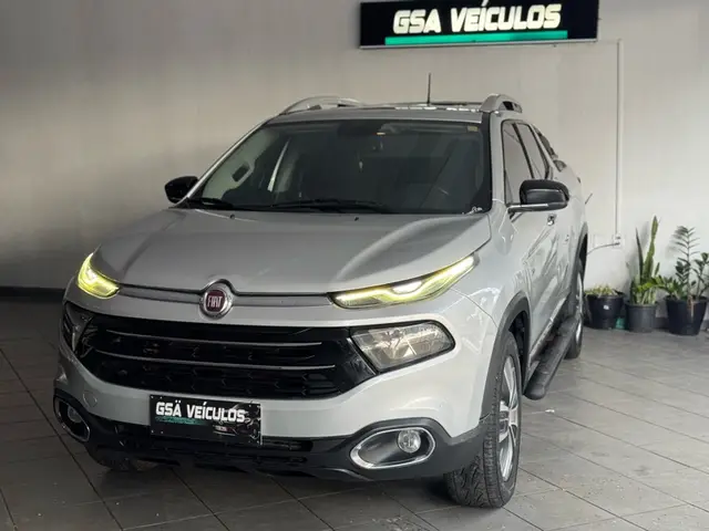 Carro Fiat Toro 2019 Volcano 2.0 diesel AT9 4x4