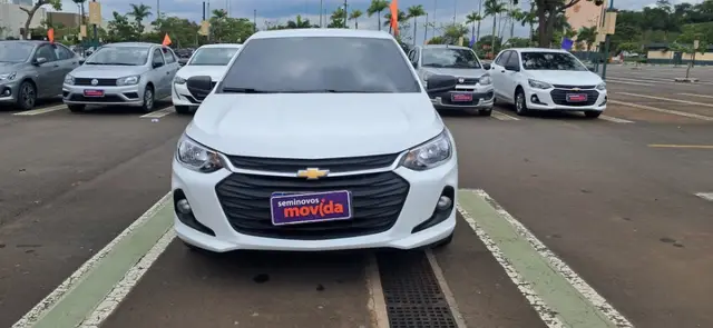Carro Chevrolet Onix 2025 1.0