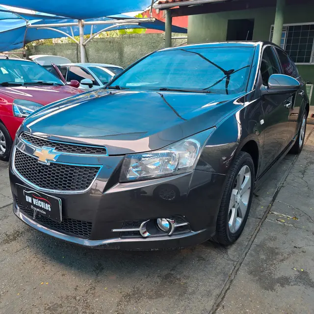 Carro Chevrolet Cruze Sport6 2013 LT 1.8 16V Ecotec (Flex)