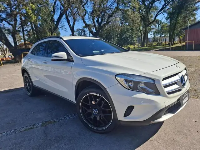 Carro Mercedes-Benz GLA 200 2016 GLA 200 1.6 Style