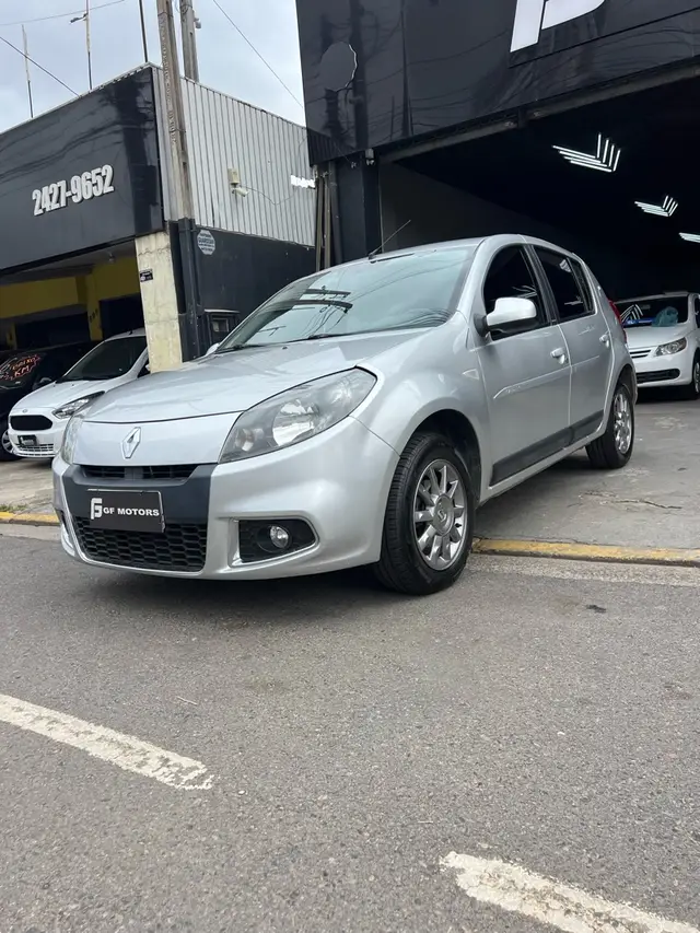 Carro Renault Sandero 2014 Privilege 1.6 16V (Flex)(aut)