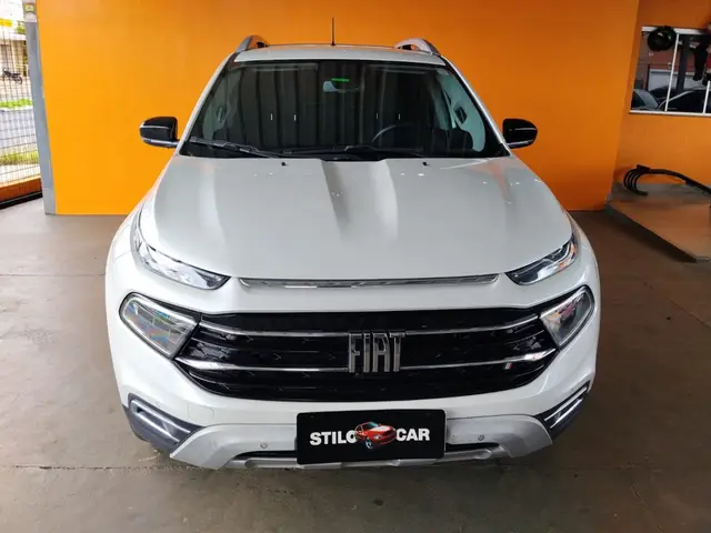Carro Fiat Toro 2023 Volcano 1.3