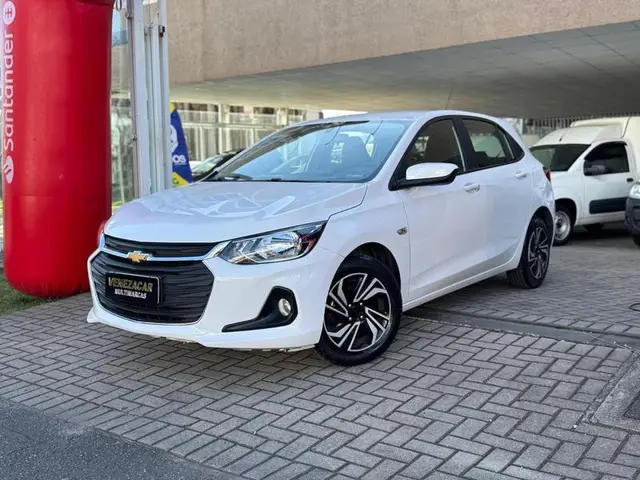 Carro Chevrolet Onix 2024 LT 1.0