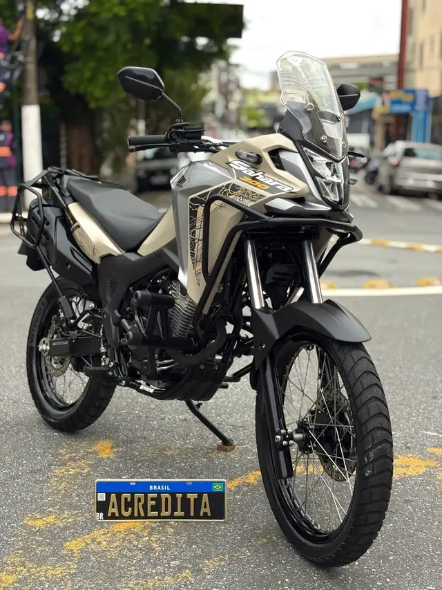 Moto Honda XRE Sahara 300 2025 Adventure
