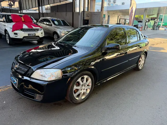 Carro Chevrolet Astra Hatch 2011 Advantage 2.0 (Flex)