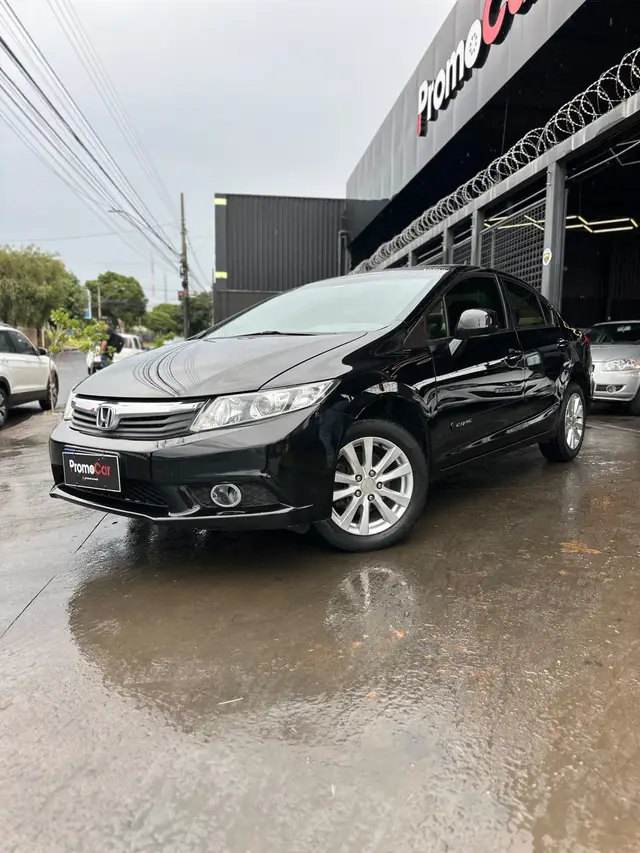 Carro Honda Civic 2015 LXS 1.8 i-VTEC (Flex)