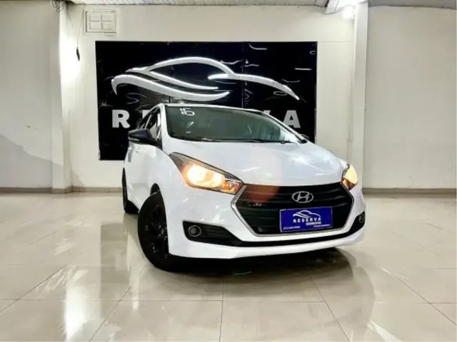 Carro Hyundai HB20S 2016 1.6 Comfort Plus (Flex)