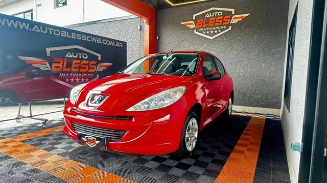 Carro Peugeot 207 2014 Hatch Active 1.4 (Flex)