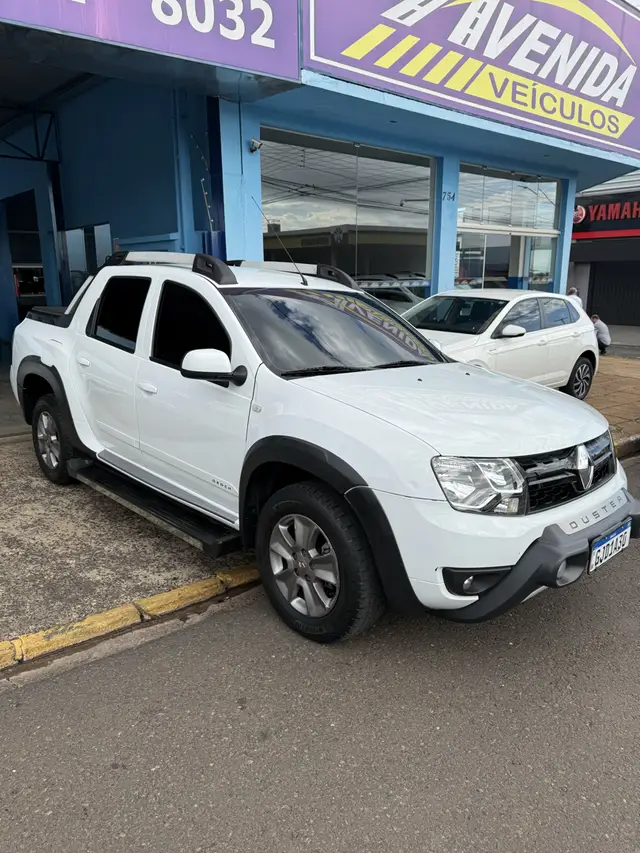 Carro Renault Duster Oroch 2017 2.0 16V Dynamique (Aut) (Flex)