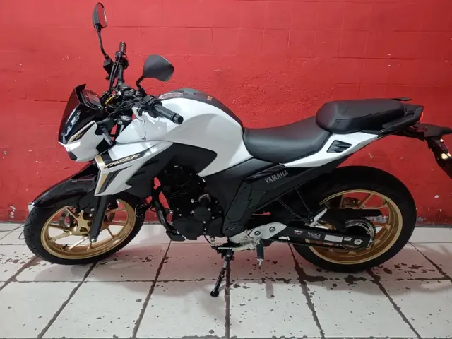Moto Yamaha Fazer FZ25 2025 Connected
