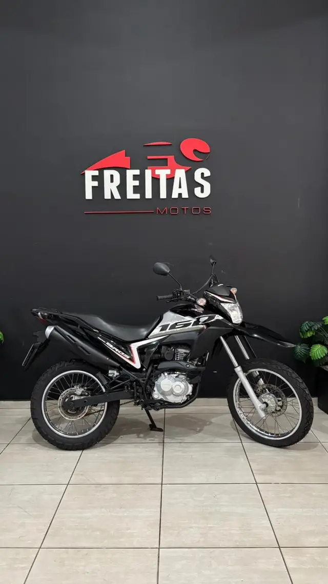 Moto Honda NXR 160 2021 Bros ESDD