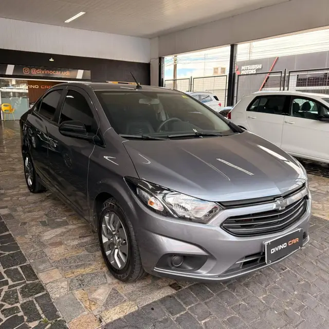 Carro Chevrolet Onix 2021 1.0 (Flex)