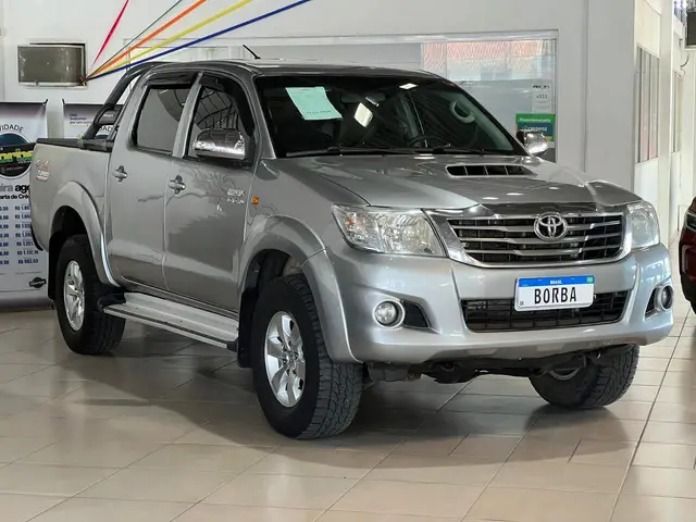 Carro Toyota Hilux Cabine Dupla 2015 Hilux 3.0 TDI 4x4 CD SR