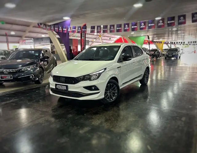 Carro Fiat Cronos 2022 Drive 1.3