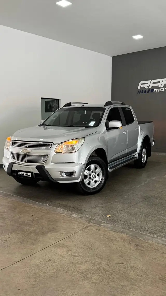 Carro Chevrolet S10 Cabine Dupla 2014 S10 2.4 LT 4x2 (Cab Dupla) (Flex)